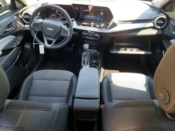 KL77LHE20RC091214 2024 CHEVROLET TRAX - Image 8