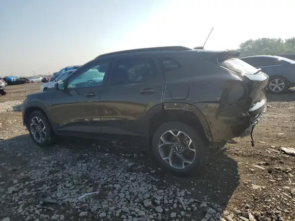 KL77LHE20RC106097 2024 CHEVROLET TRAX - Image 2