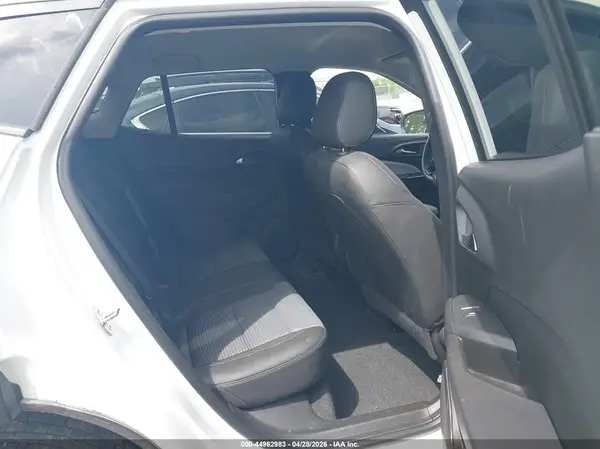 KL77LHE20RC109923 2024 CHEVROLET TRAX - Image 8