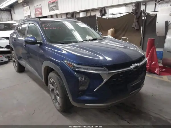 KL77LHE20RC185416 2024 CHEVROLET TRAX - Image 1