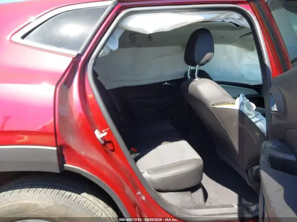 KL77LHE20RC239703 2024 CHEVROLET TRAX - Image 8