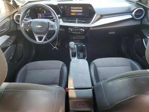 KL77LHE21RC004372 2024 CHEVROLET TRAX - Image 8