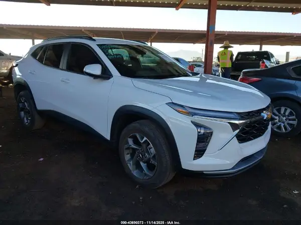 KL77LHE21RC011239 2024 CHEVROLET TRAX - Image 1