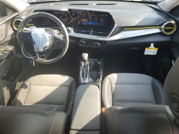 KL77LHE21RC011676 2024 CHEVROLET TRAX - Image 8