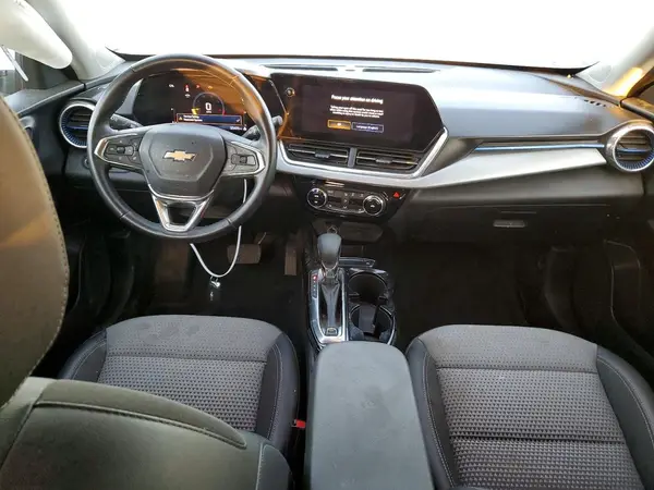 KL77LHE21RC102060 2024 CHEVROLET TRAX - Image 8