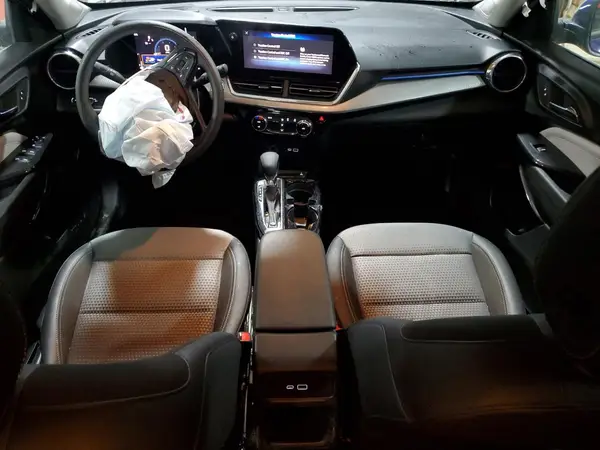 KL77LHE21RC105878 2024 CHEVROLET TRAX - Image 8