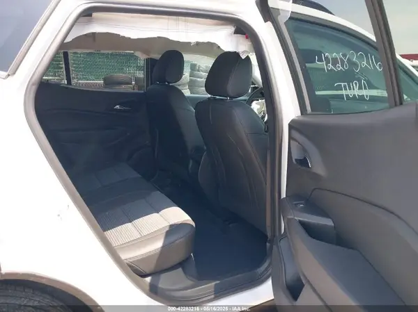 KL77LHE21RC119845 2024 CHEVROLET TRAX - Image 8
