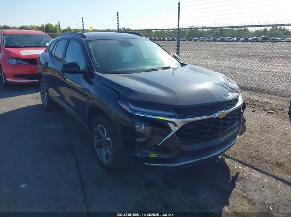 KL77LHE22RC001870 2024 CHEVROLET TRAX - Image 1