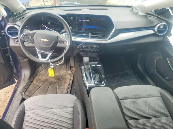 KL77LHE22RC011301 2024 CHEVROLET TRAX - Image 8