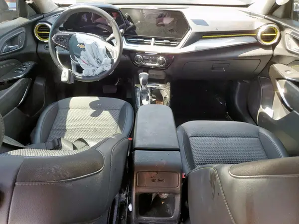 KL77LHE22RC073586 2024 CHEVROLET TRAX - Image 8