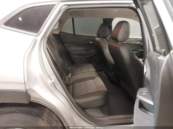 KL77LHE22RC080795 2024 CHEVROLET TRAX - Image 8