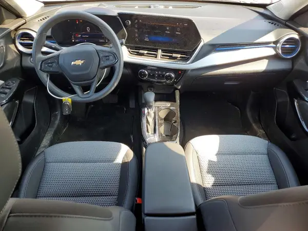 KL77LHE22RC090405 2024 CHEVROLET TRAX - Image 8