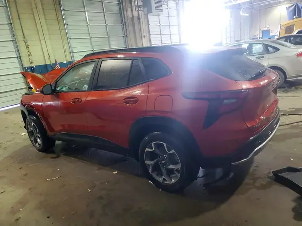 KL77LHE22RC105467 2024 CHEVROLET TRAX - Image 2