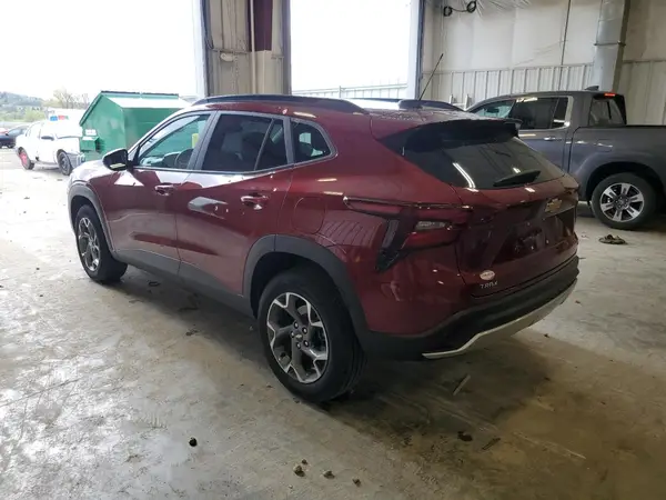 KL77LHE22RC111401 2024 CHEVROLET TRAX - Image 2