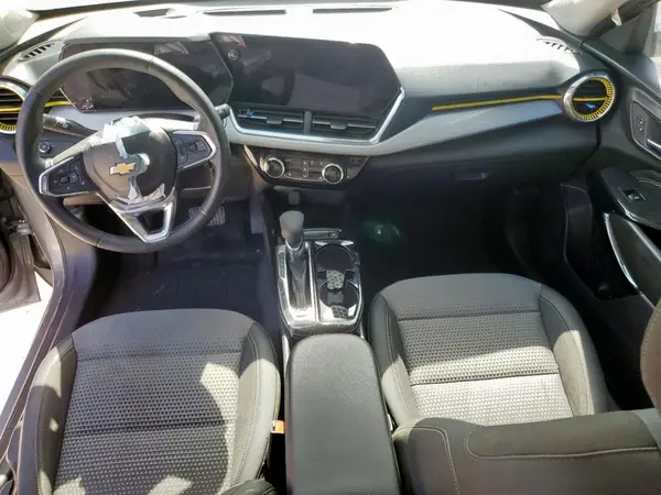 KL77LHE22RC166074 2024 CHEVROLET TRAX - Image 8
