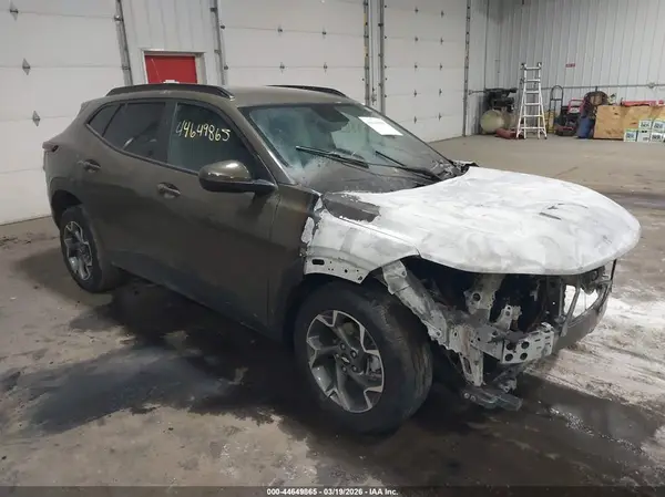 KL77LHE22RC203656 2024 CHEVROLET TRAX - Image 1