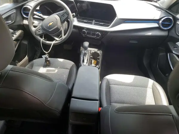 KL77LHE22RC237841 2024 CHEVROLET TRAX - Image 8