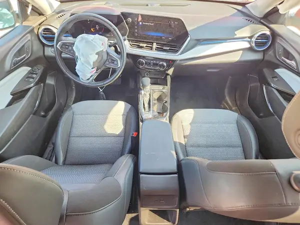 KL77LHE23RC024705 2024 CHEVROLET TRAX - Image 8