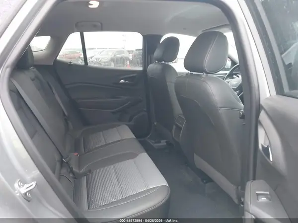 KL77LHE23RC049698 2024 CHEVROLET TRAX - Image 8