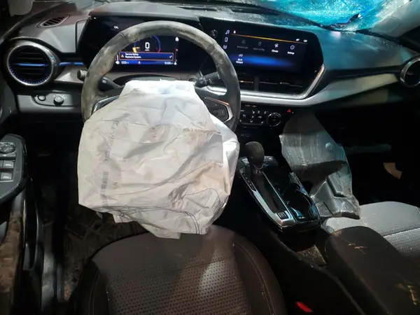 KL77LHE23RC095483 2024 CHEVROLET TRAX - Image 8