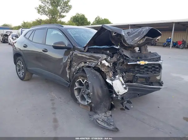 KL77LHE23RC111505 2024 CHEVROLET TRAX - Image 1