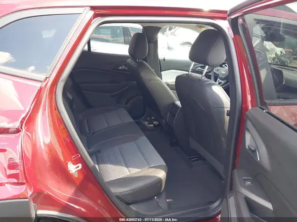 KL77LHE23RC112699 2024 CHEVROLET TRAX - Image 8