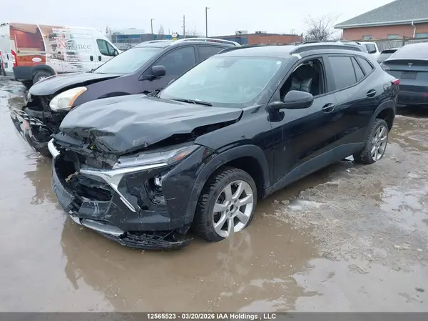 KL77LHE23RC134251 2024 CHEVROLET TRAX - Image 2