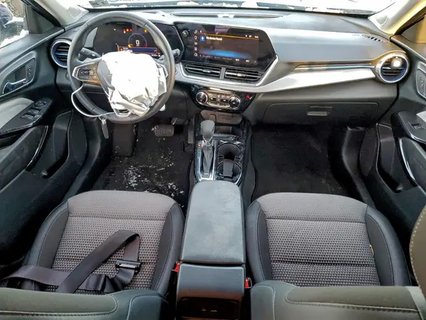 KL77LHE23RC174698 2024 CHEVROLET TRAX - Image 8