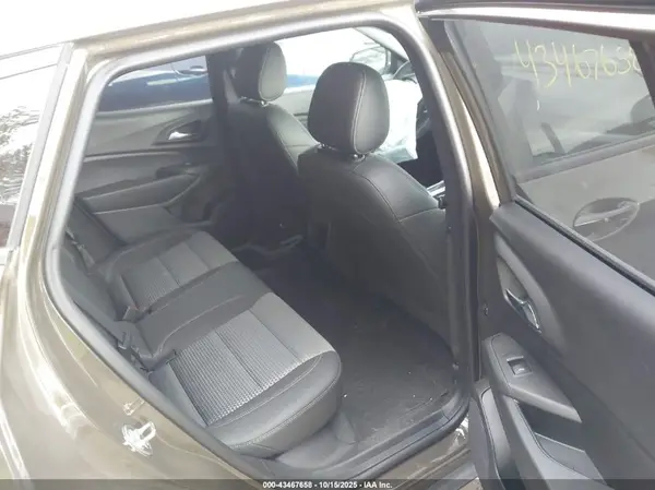 KL77LHE23RC196779 2024 CHEVROLET TRAX - Image 8