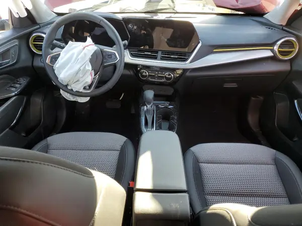 KL77LHE23RC205612 2024 CHEVROLET TRAX - Image 8