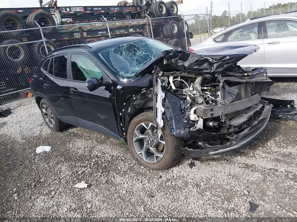 KL77LHE23RC229795 2024 CHEVROLET TRAX - Image 1
