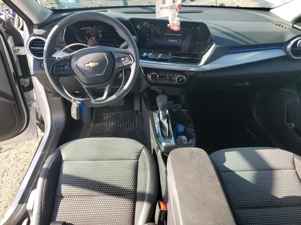 KL77LHE23RC233202 2024 CHEVROLET TRAX - Image 8