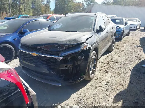 KL77LHE23RC238948 2024 CHEVROLET TRAX - Image 2