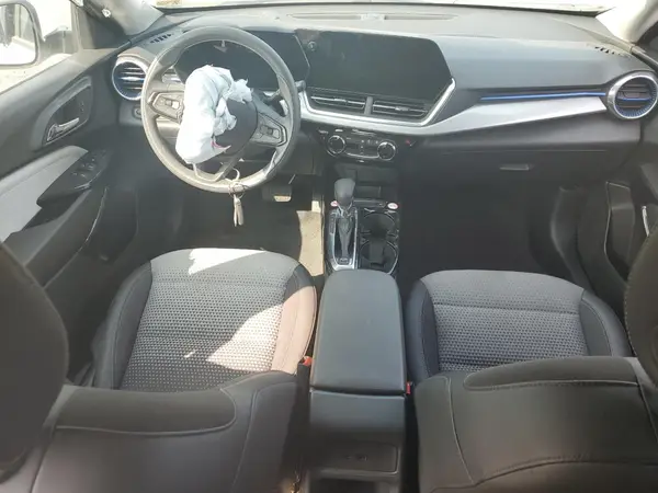 KL77LHE23RC242725 2024 CHEVROLET TRAX - Image 8