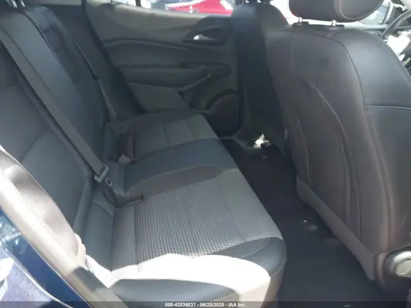 KL77LHE24RC000896 2024 CHEVROLET TRAX - Image 8