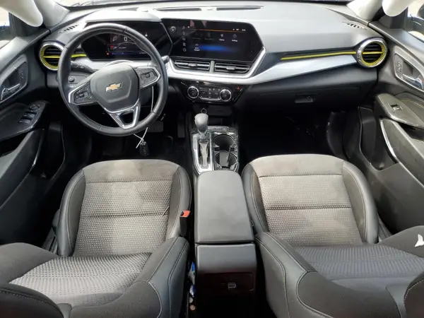KL77LHE24RC010229 2024 CHEVROLET TRAX - Image 8
