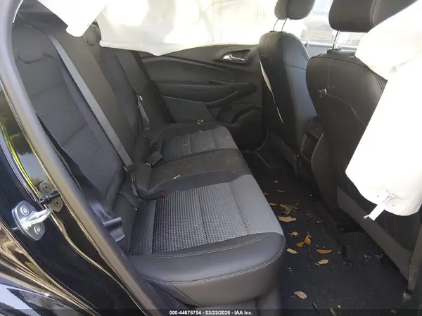 KL77LHE24RC041304 2024 CHEVROLET TRAX - Image 8