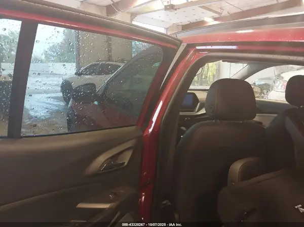 KL77LHE24RC042758 2024 CHEVROLET TRAX - Image 8