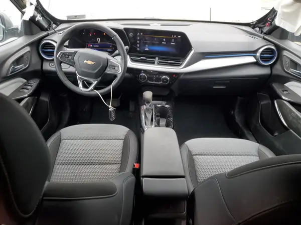 KL77LHE24RC049726 2024 CHEVROLET TRAX - Image 8