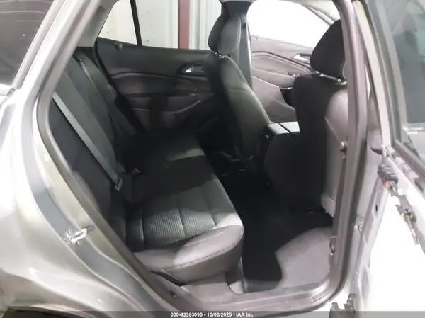 KL77LHE24RC063495 2024 CHEVROLET TRAX - Image 8