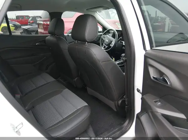 KL77LHE24RC093371 2024 CHEVROLET TRAX - Image 8