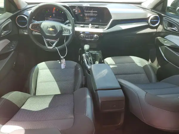 KL77LHE24RC101825 2024 CHEVROLET TRAX - Image 8