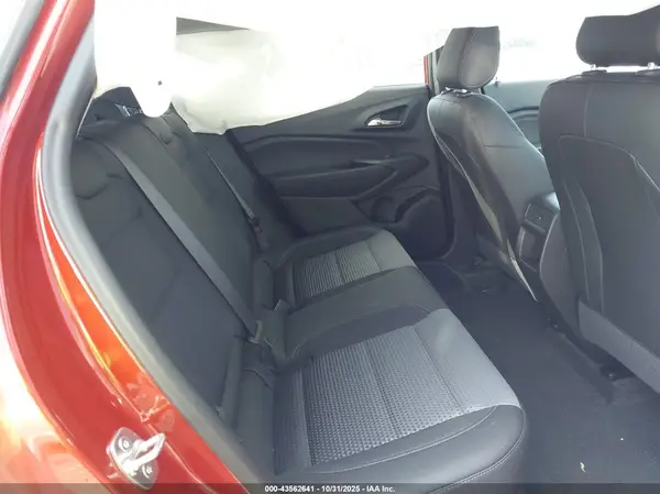 KL77LHE24RC107155 2024 CHEVROLET TRAX - Image 8