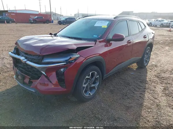 KL77LHE24RC126742 2024 CHEVROLET TRAX - Image 2