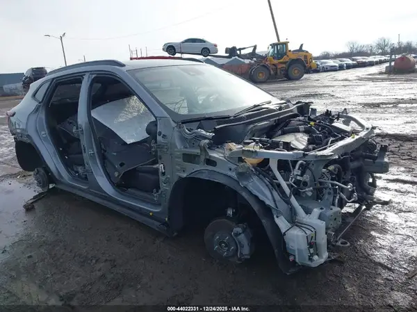 KL77LHE24RC136171 2024 CHEVROLET TRAX - Image 1