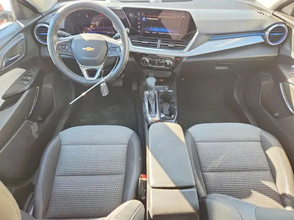KL77LHE24RC144531 2024 CHEVROLET TRAX - Image 8