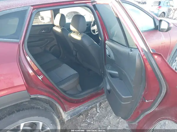 KL77LHE24RC236576 2024 CHEVROLET TRAX - Image 8