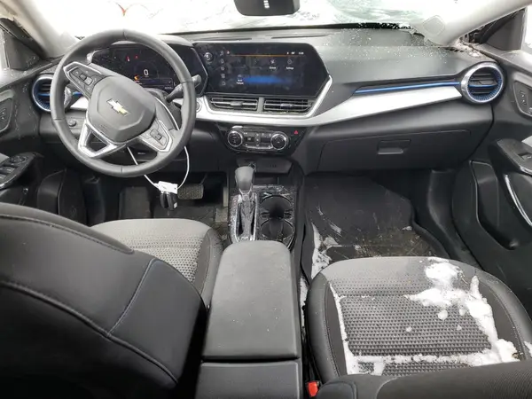 KL77LHE24RC237114 2024 CHEVROLET TRAX - Image 8