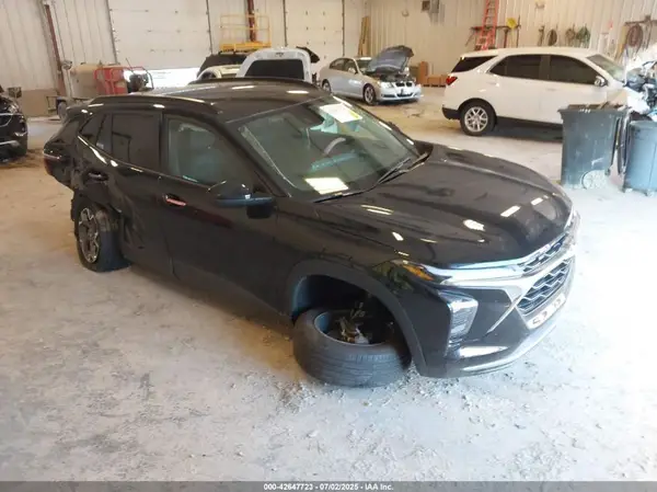 KL77LHE24RC243236 2024 CHEVROLET TRAX - Image 1