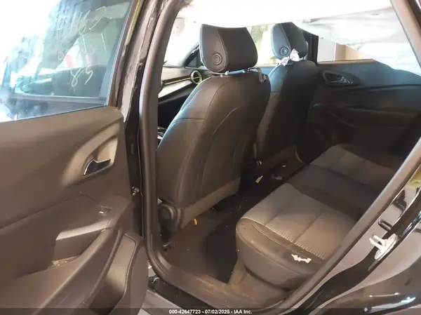 KL77LHE24RC243236 2024 CHEVROLET TRAX - Image 8
